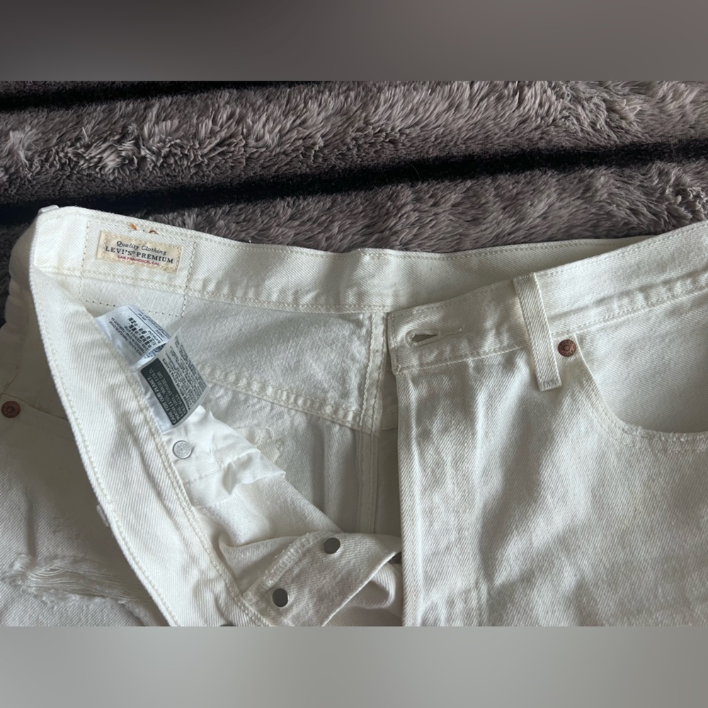 Levi's Women's White Jean Shorts